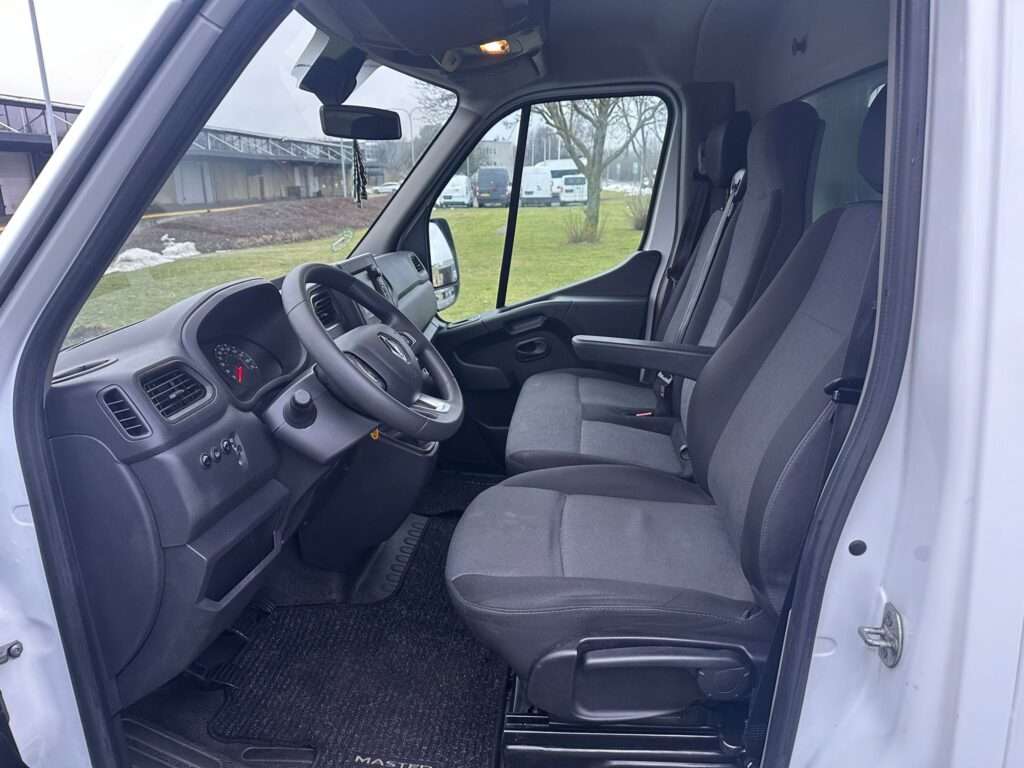 Renault Master IV T35