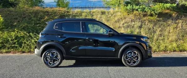 elbil-mellem-biludlejning-hoejre-udvendig