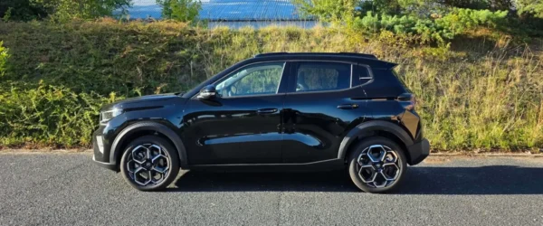 elbil-mellem-biludlejning-venstre-udvendig