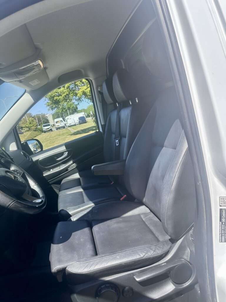 Mercedes Vito Aut lang