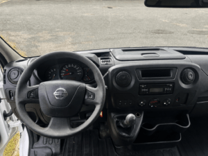 Nissan NV400