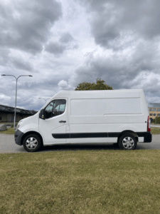Nissan NV400