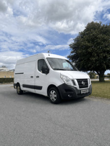 Nissan NV400