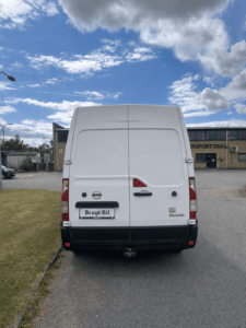 Nissan NV400