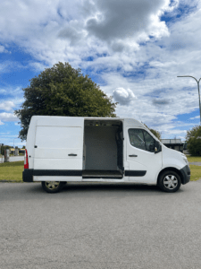 Nissan NV400