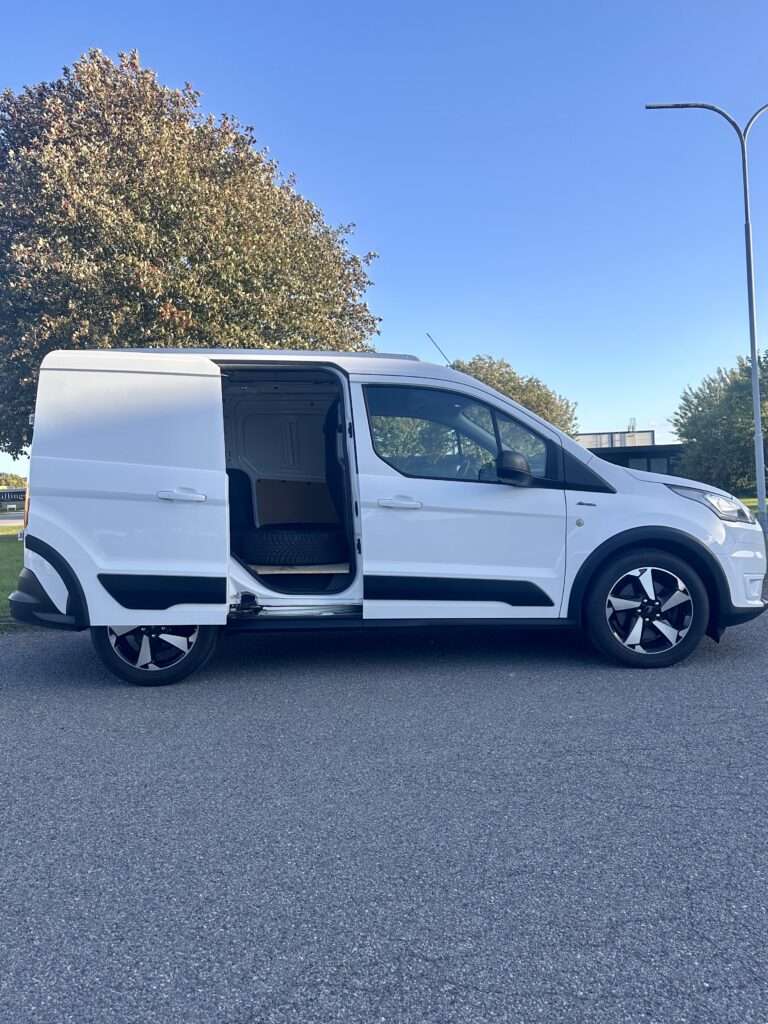 Ford Transit Connect Active